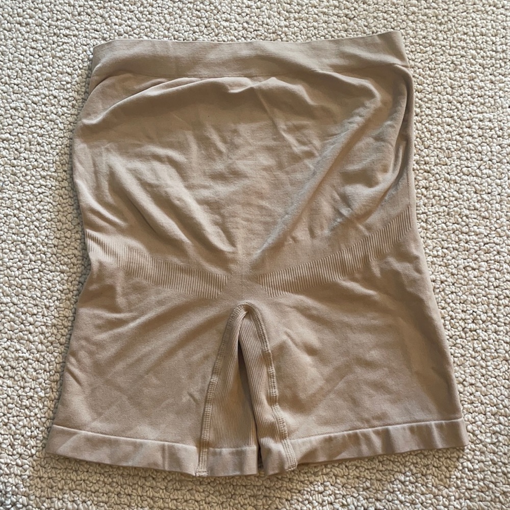 Pea and the pos maternity shapewear size s/m